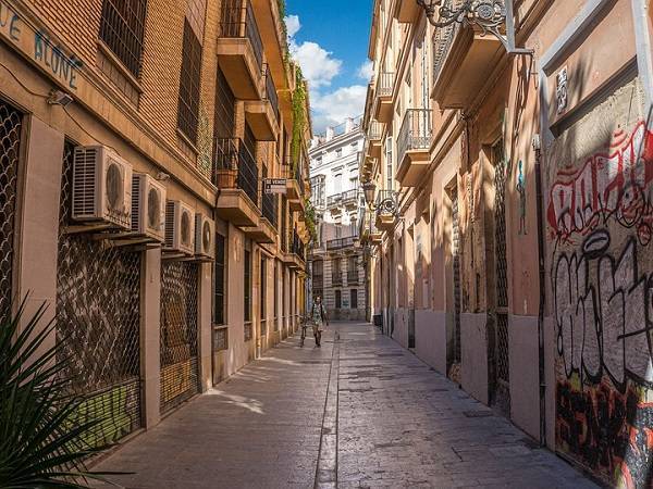 El Consejo de Ministros de España ha aprobado el Real Decreto que regulará las ayudas a la rehabilitación de viviendas. Estos son los detalles.